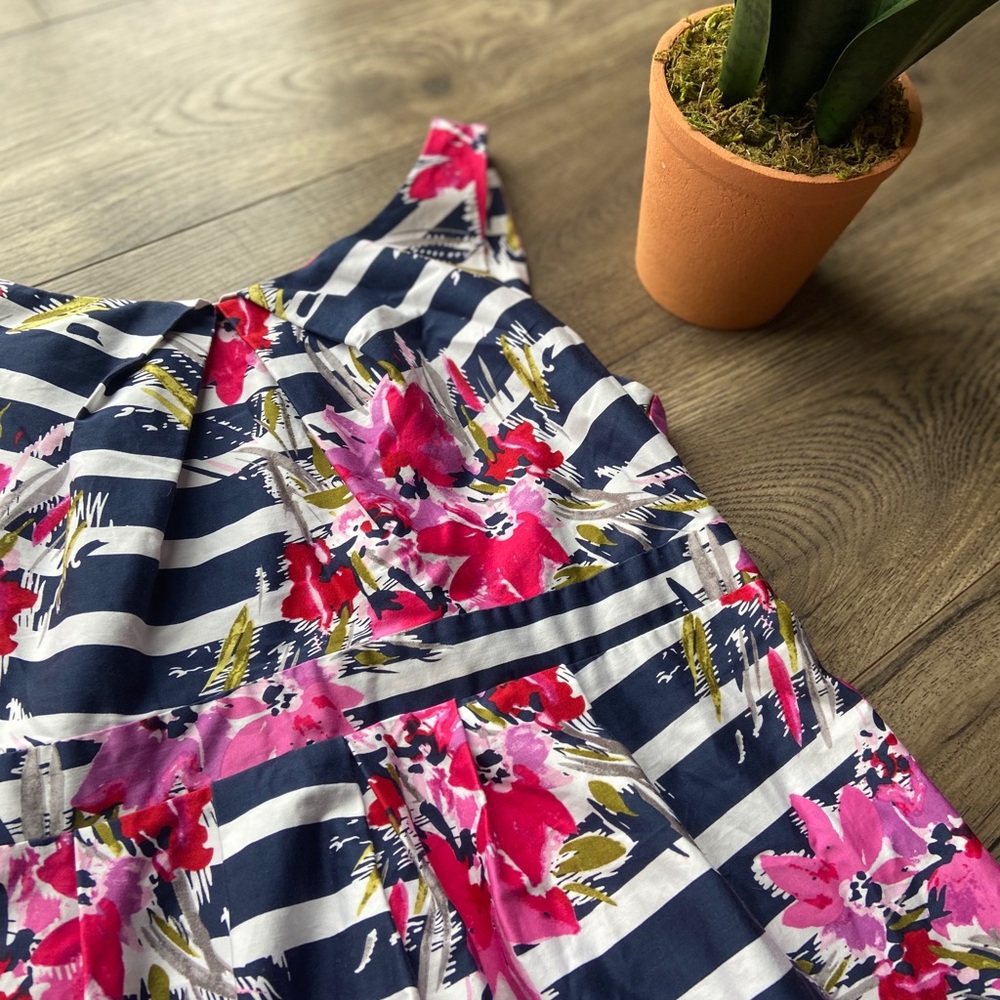 Floral Striped Motherhood Maternity Dress ❤️